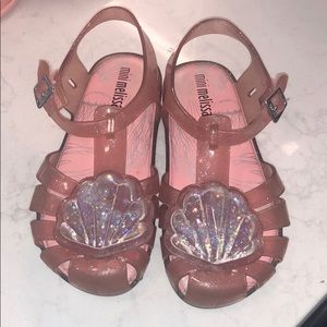 Mini Melissa Shells 🐚 size 11 💗 great condition